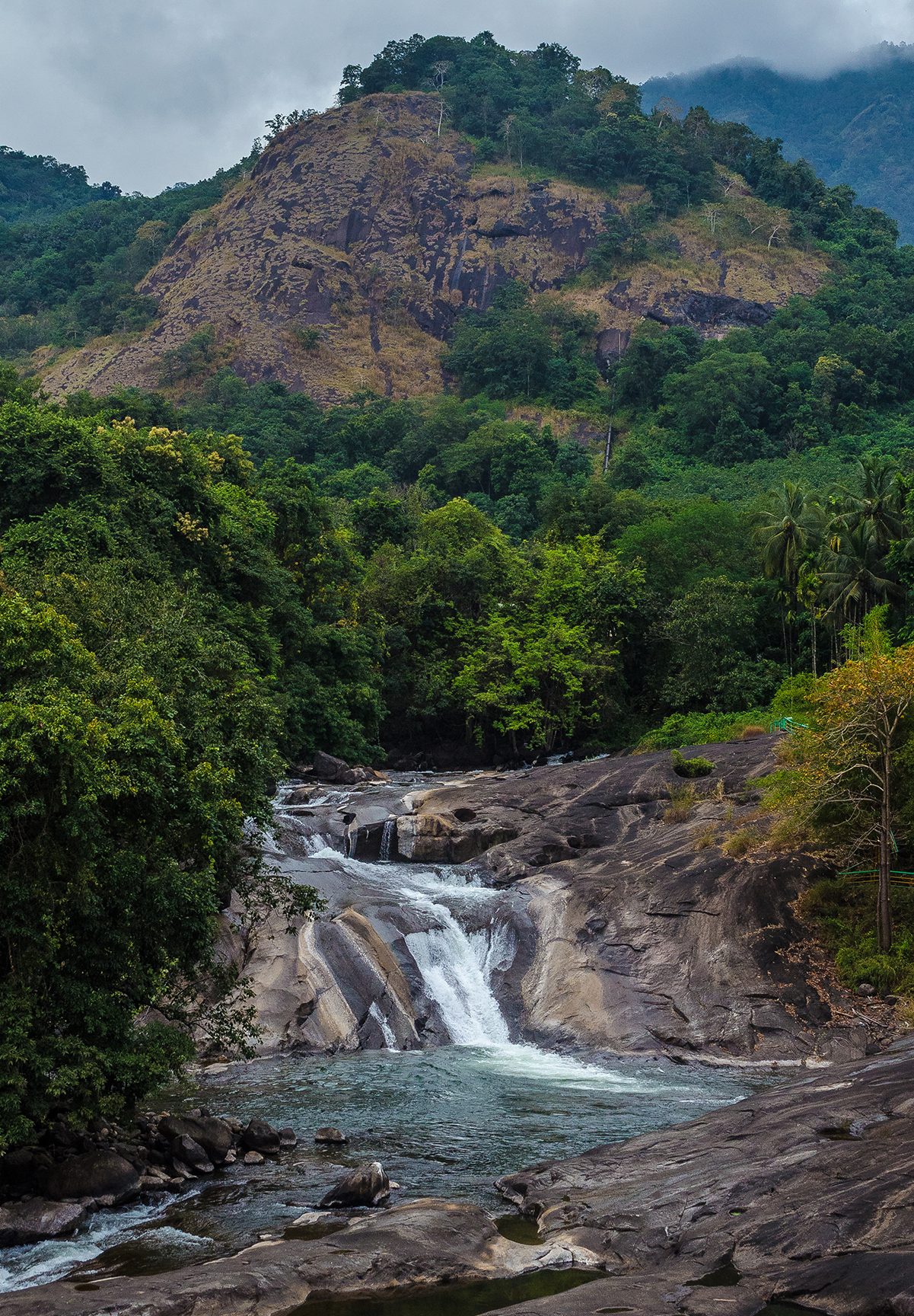 adyanpara waterfall