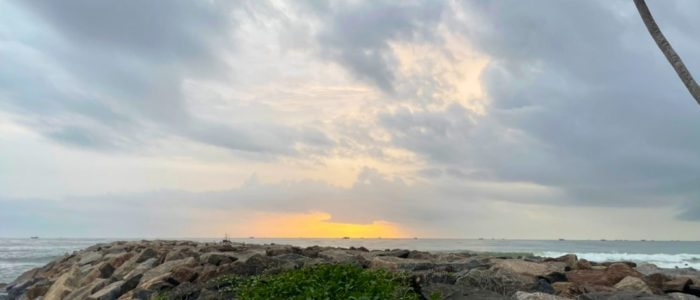 ayiramthai beach