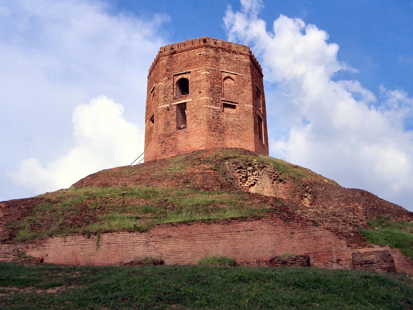 chaukhandi stupa sarnath varanasi