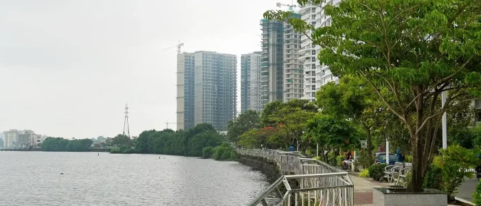 cochin marine drive gateway walkway