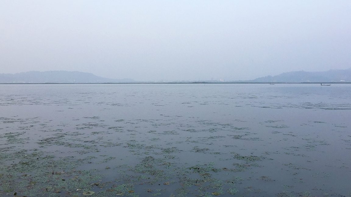 deepor lake