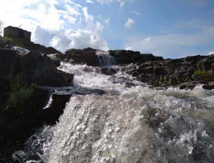dudhana waterfall 1
