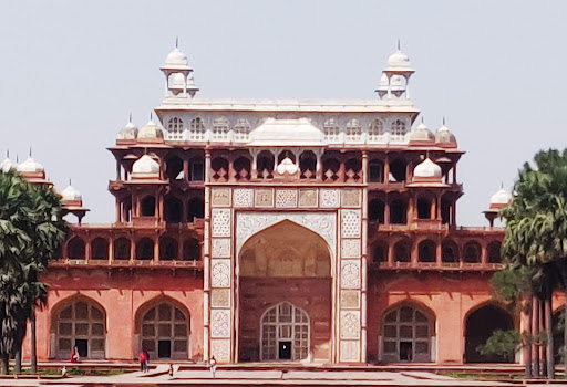 Kanch Mahal