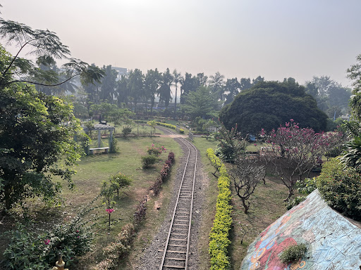 Rajiv Gandhi park Gateway