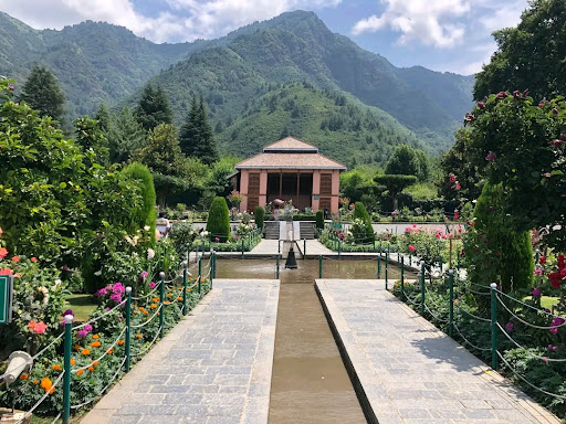 Chashme Shahi Garden
