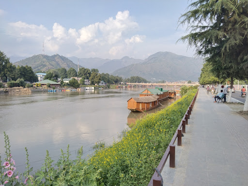 Jhelum Rajbagh Riverfront