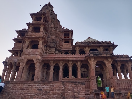 Mandor Night-show Spot