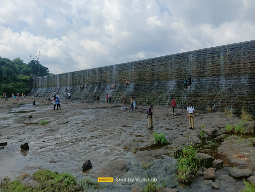 Khandari lake Water fall