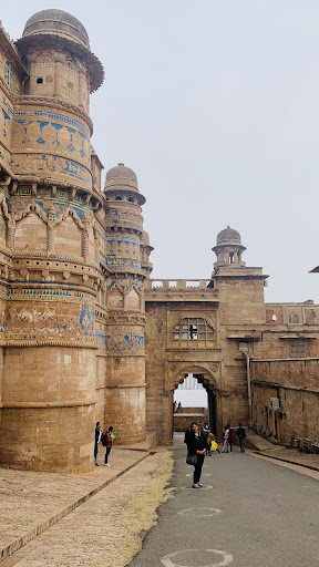 Assi Khamba Ki Bawadis