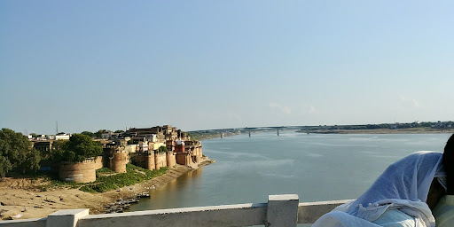 Old Naini Bridge