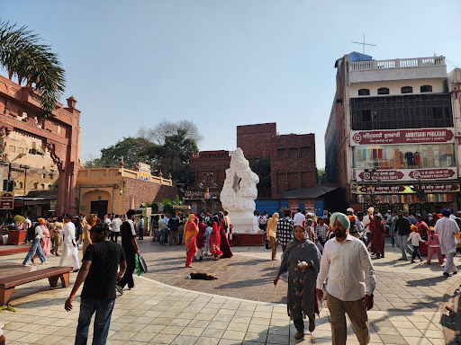 Sculpture in Honour of the Martyrs of Jallianwala Bagh