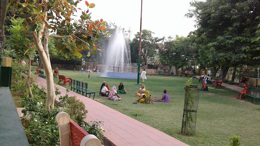 Tikona Park