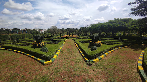 Botanical Garden Lingambudhi Lake ಸಸ್ಯಶಾಸ್ತ್ರ ವಿಶೇಷ ಉದ್ಯಾನ, ಲಿಂಗಾಂಬುಧಿ ಕೆರೆ.