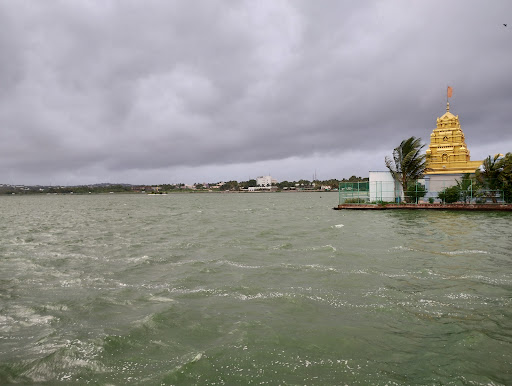 Unkal lake