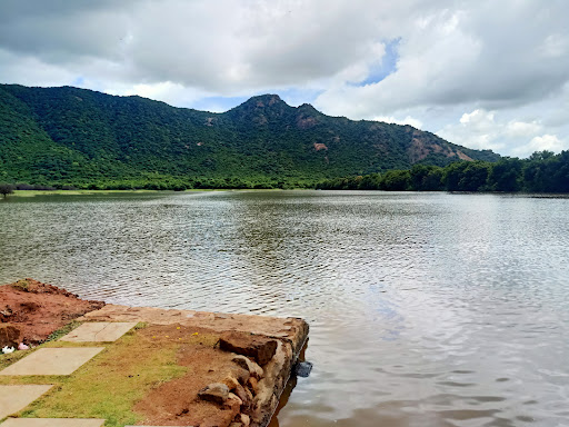 Aanaivari Muttal Waterfalls