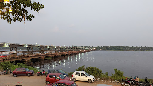 Thanneermukkom Bund