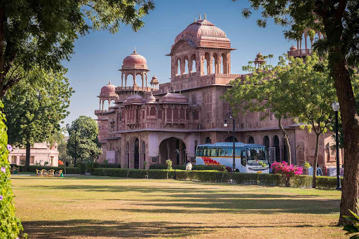 Lalgarh Palace Garden