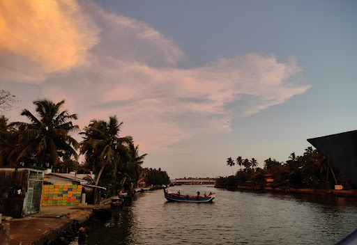 Kayamkulam Pozhi (കായംകുളം പൊഴി)