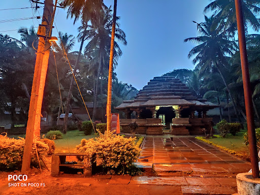 Ancient Shri Kamala Basadi