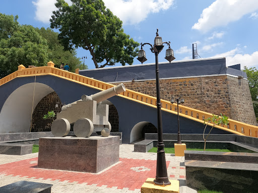 Medai Police Station - Old Fort