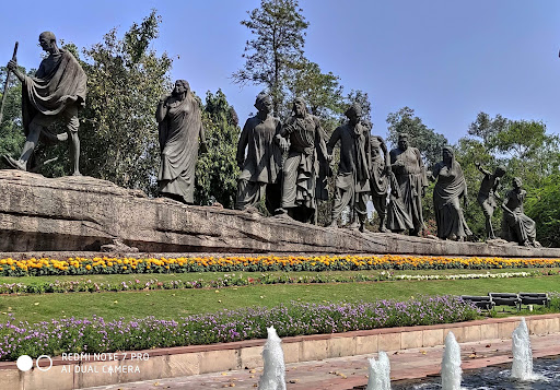 Dandi March Statue