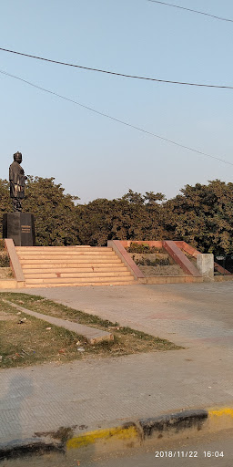 Tau Devi Lal Statue