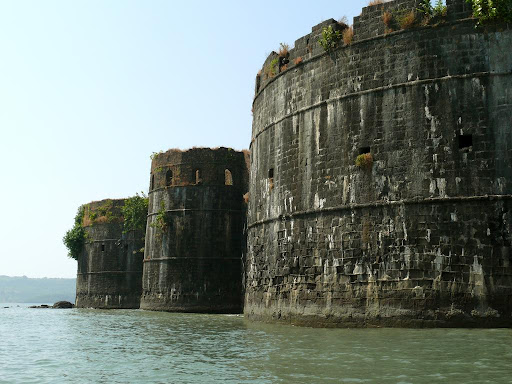 Madh Fort