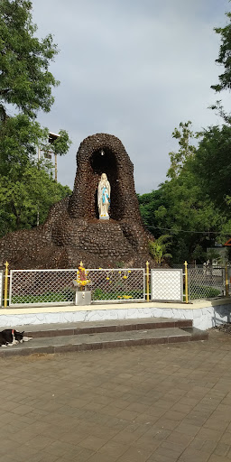 Empress Botanical Garden