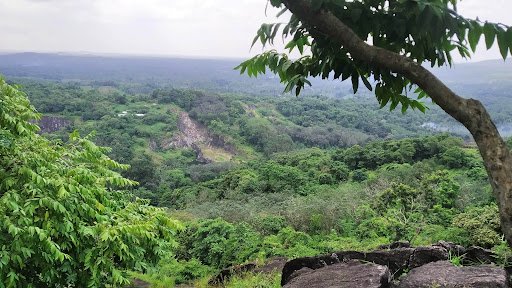 Muniyattukunnu Hill Station - Inchakundu