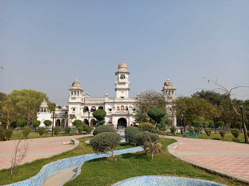 Phool Bagh Park
