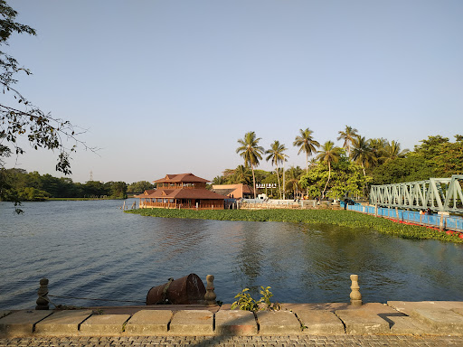 Veli Lake Tourist Village