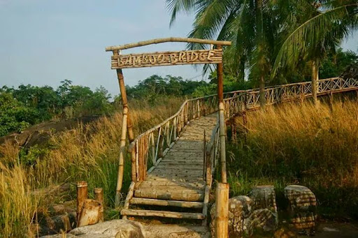 Madavoor Para - View Point