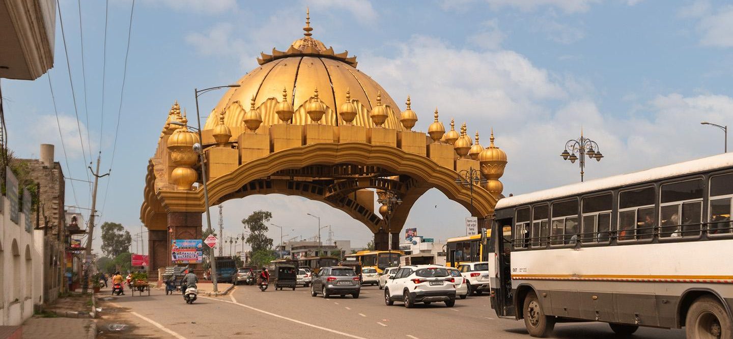 golden gate sri amritsar city gateway