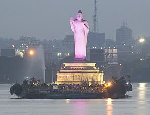 hussain sagar lake