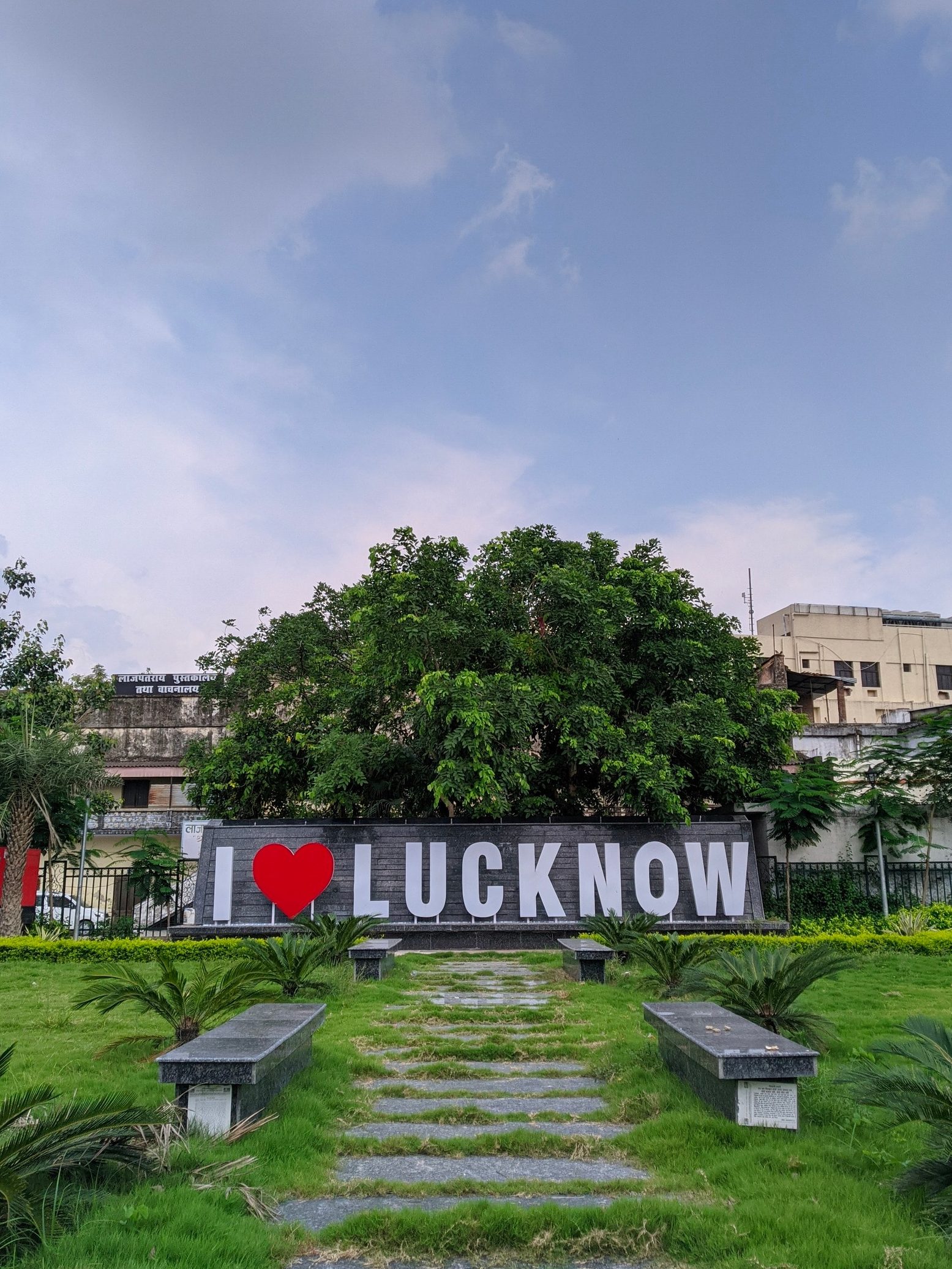 i love lucknow spot english