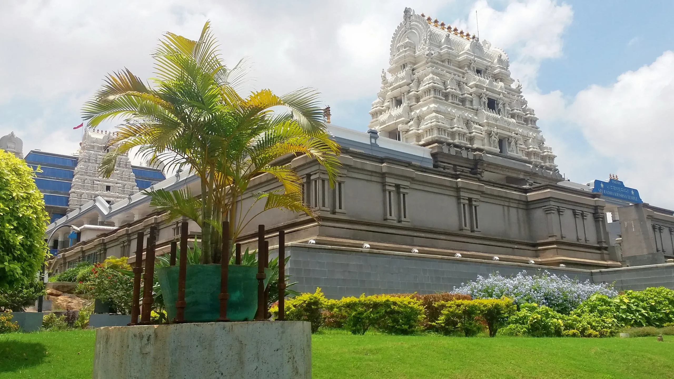 iskcon temple chandigarh scaled