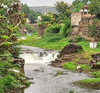 kham river water fall 1