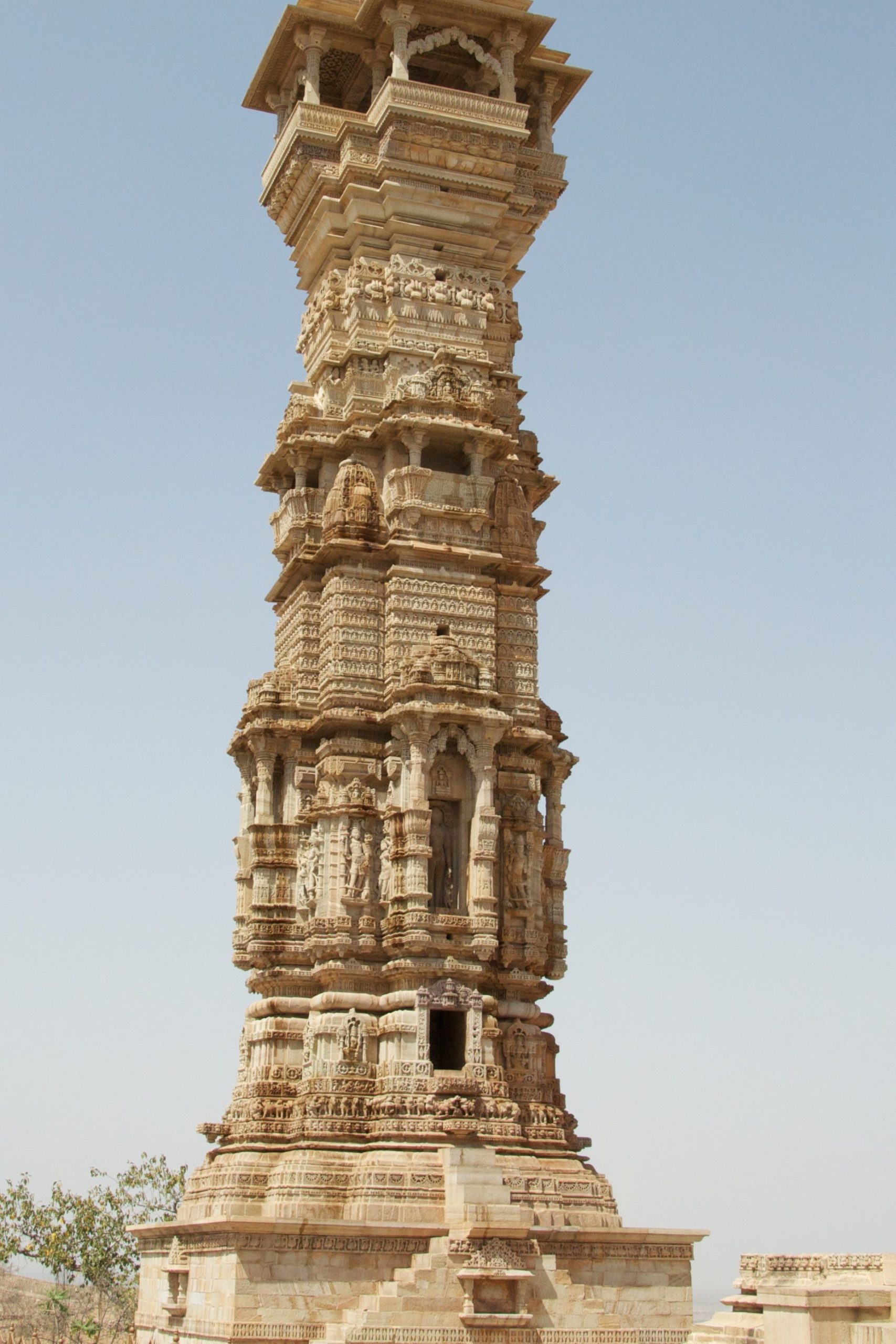 kirti stambh scaled