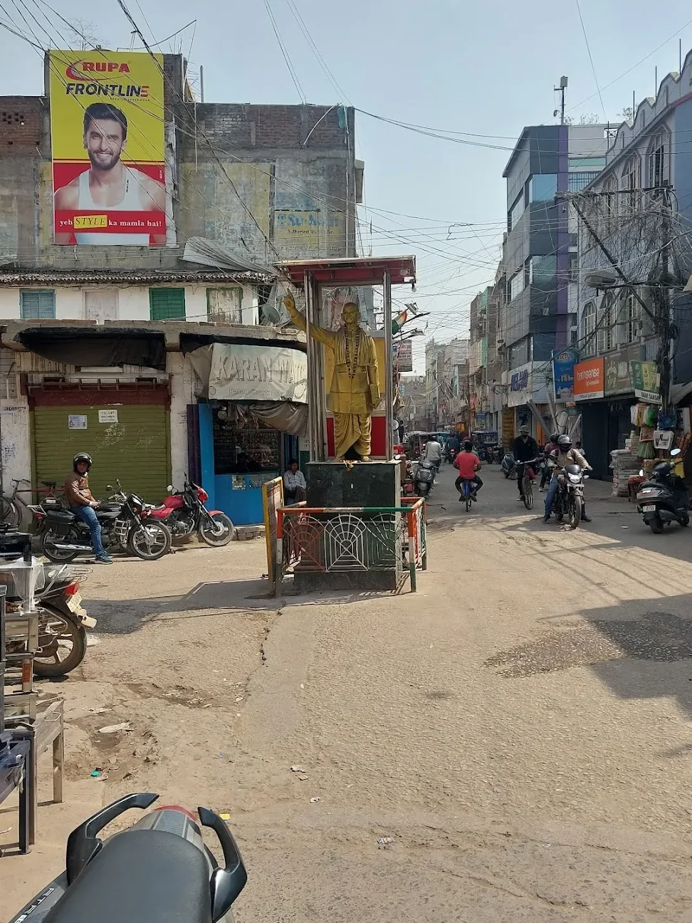 lalpur chowk begusarai