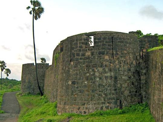 madh fort