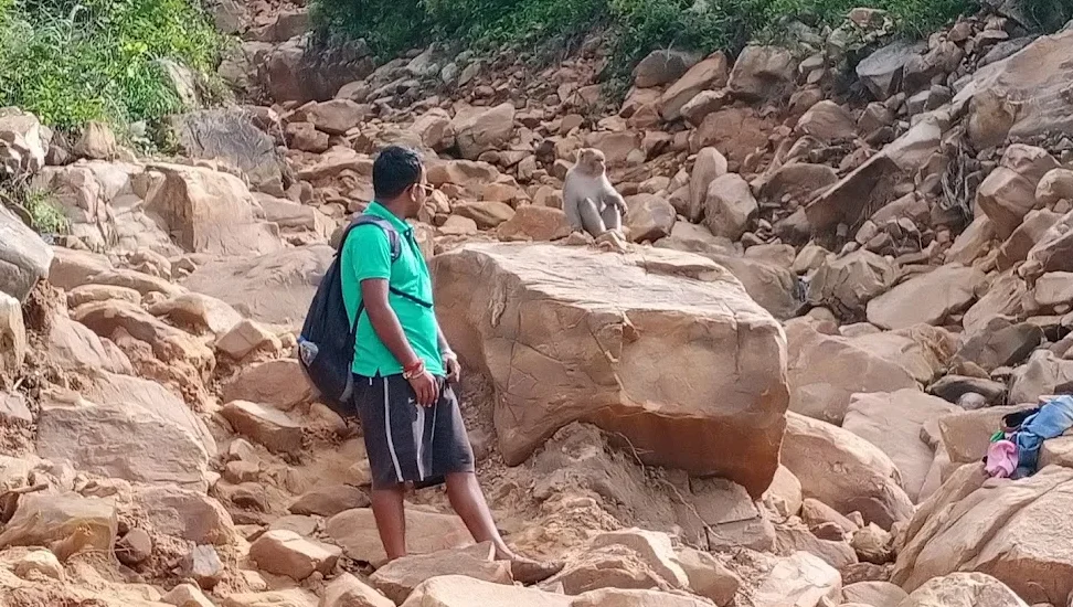 maricho waterfall trilokinath