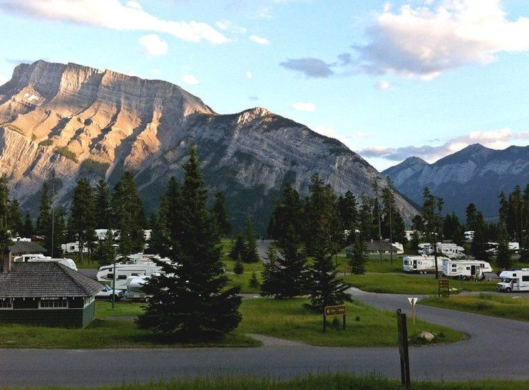 one town tunnel mountain