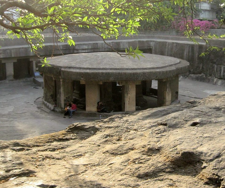 pataleshwar mandir 1