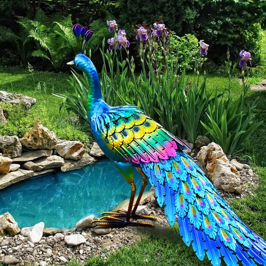 peacock statue
