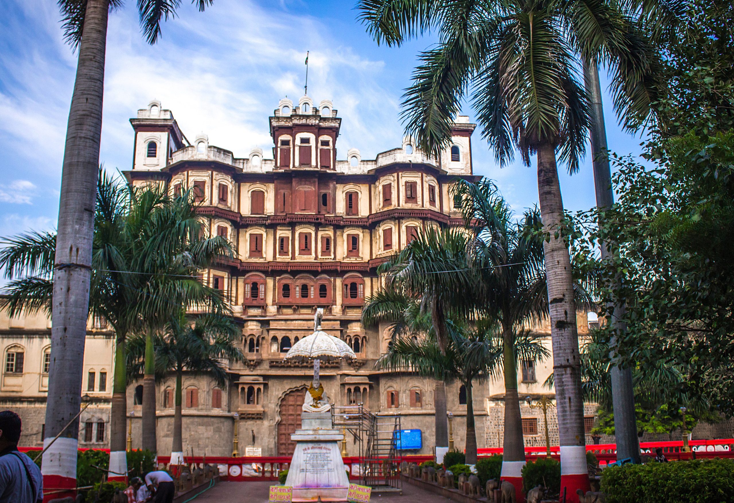 rajwada palace scaled