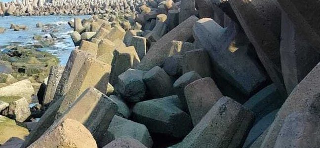 rock beach view point