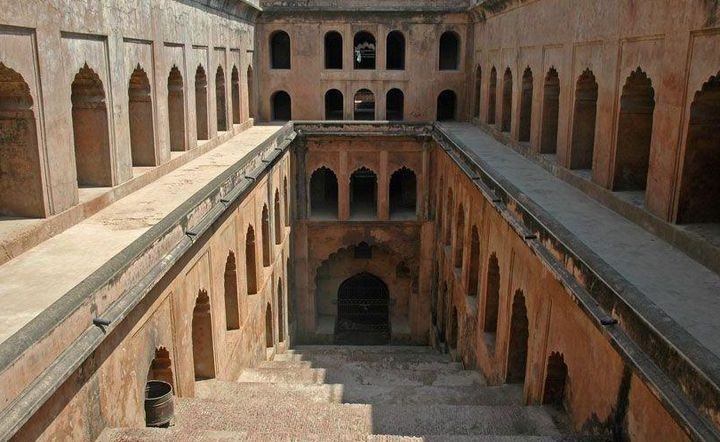 shahi bauli stepwell