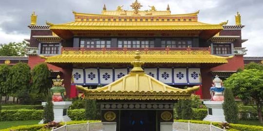 tibetan temple varanasi